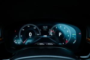 BMW 540i Sedan M Sport 2017 года  (JP)